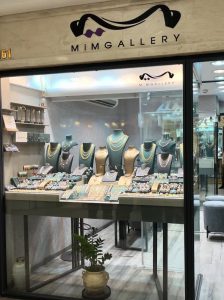 استند جواهرفروشی